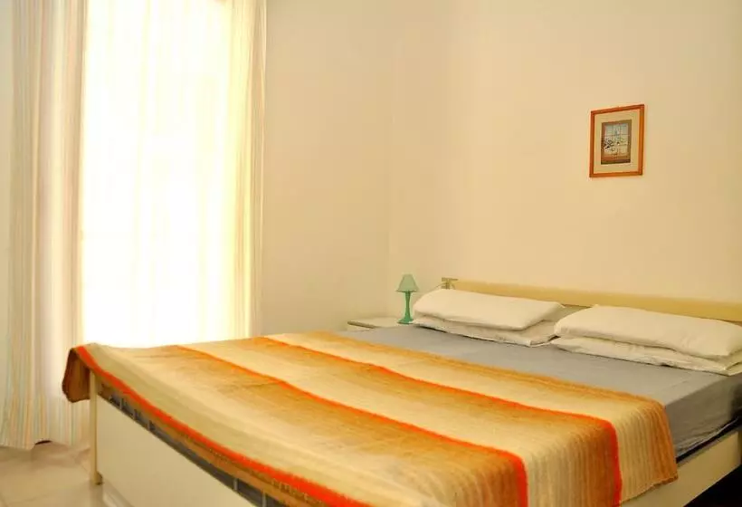 اقامتگاه Condominio Tucano
