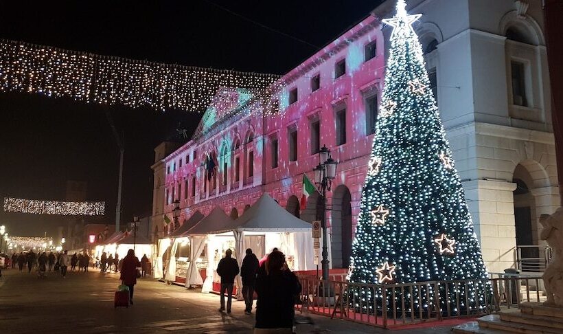 تختخواب و صبحانه Ca  Dell Angelo