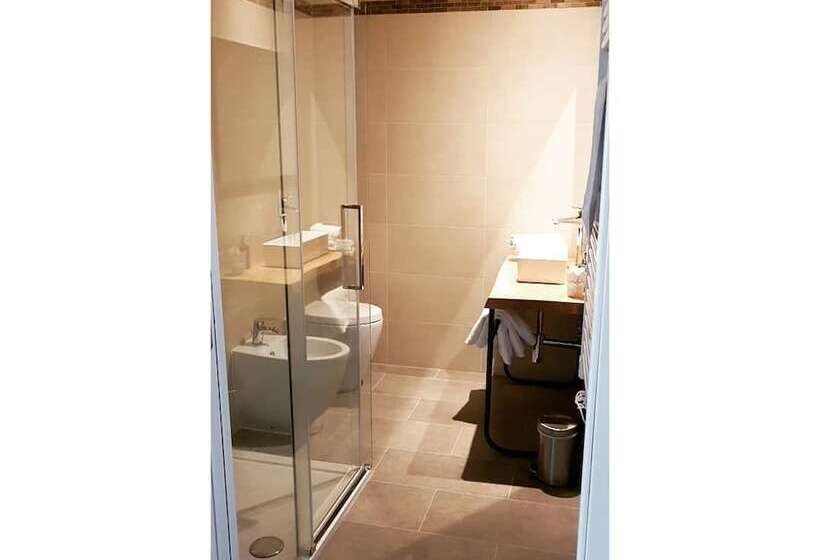 تختخواب و صبحانه Ca  Dell Angelo