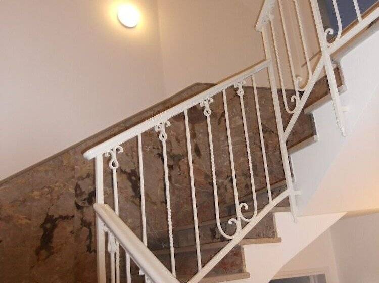 بنسيون Oleaclub Locazione Turistica