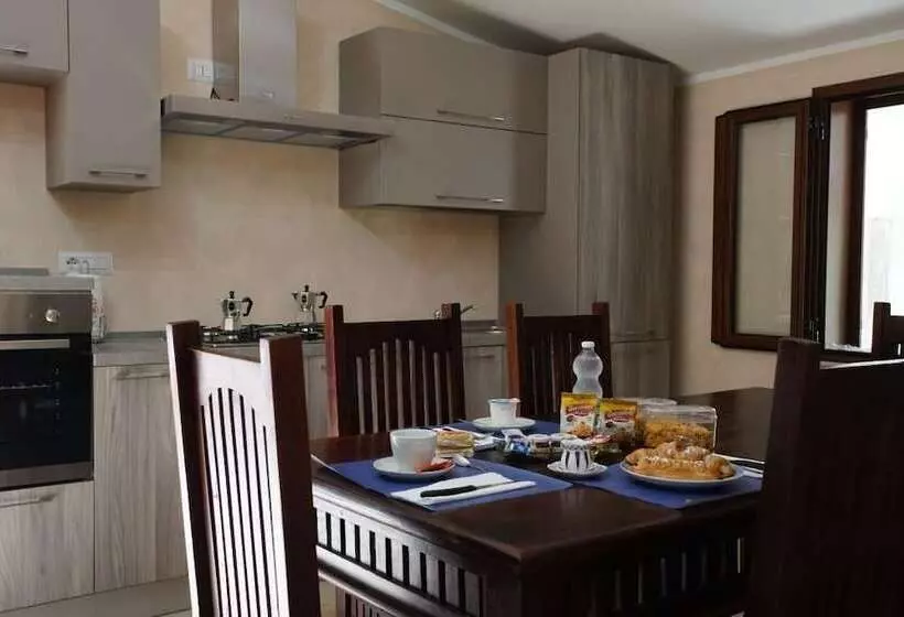 تختخواب و صبحانه Ruben Holiday