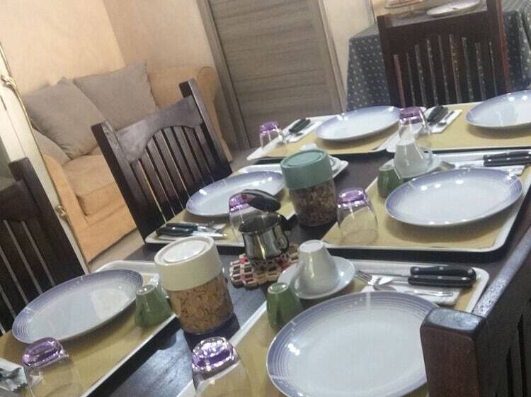 مبيت وإفطار Ruben Holiday