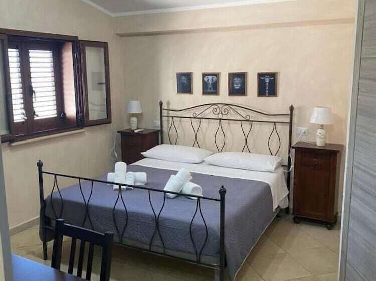 مبيت وإفطار Ruben Holiday