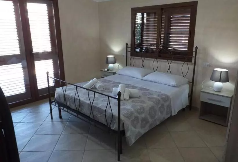 تختخواب و صبحانه Ruben Holiday