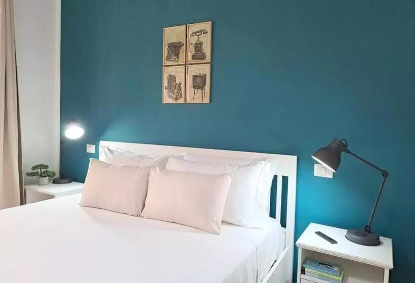 تختخواب و صبحانه Ajana Rooms By Accomodo