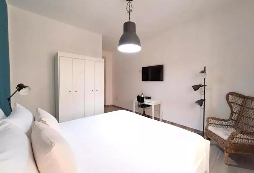 تختخواب و صبحانه Ajana Rooms By Accomodo