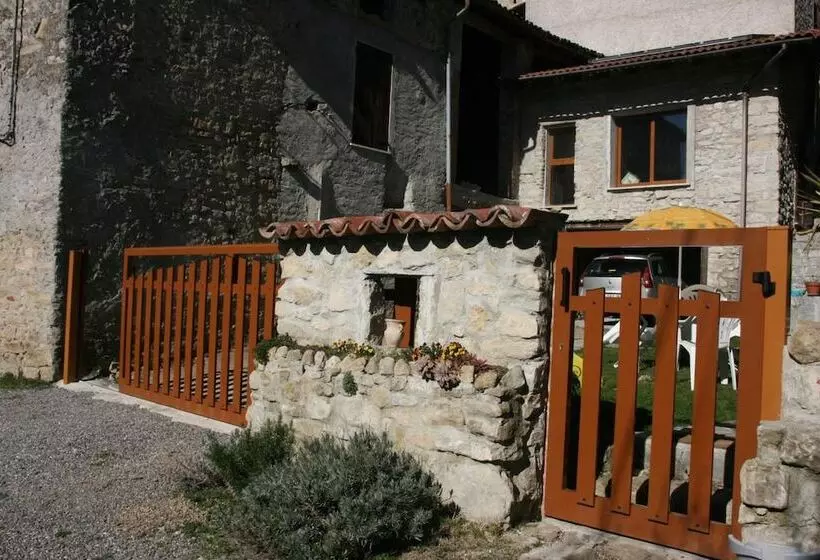Aamiaismajoitus (B&B) La Casa Dei Mimirs