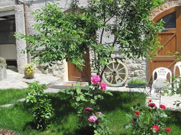 Aamiaismajoitus (B&B) La Casa Dei Mimirs