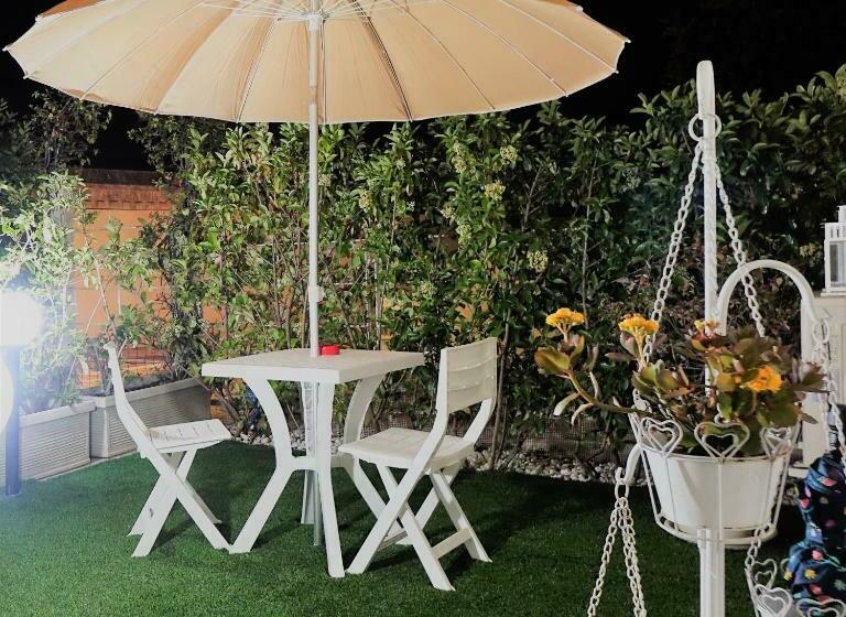 تختخواب و صبحانه La Dolce Notte