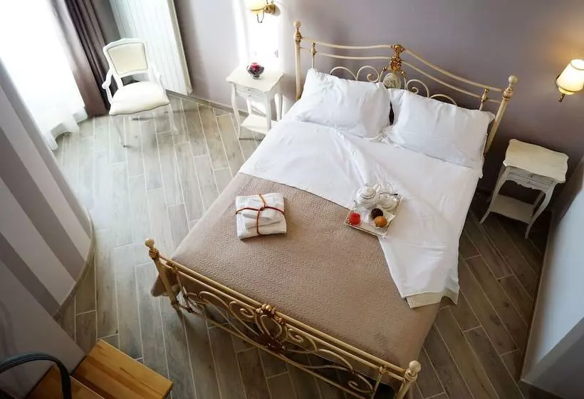 Aamiaismajoitus (B&B) Le Torri Di Tarquinia