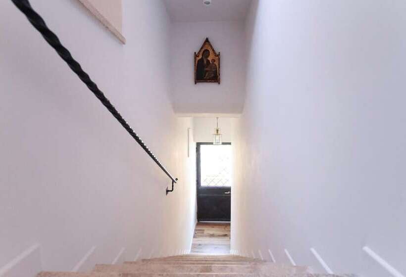 تختخواب و صبحانه Torre Sant Antonio