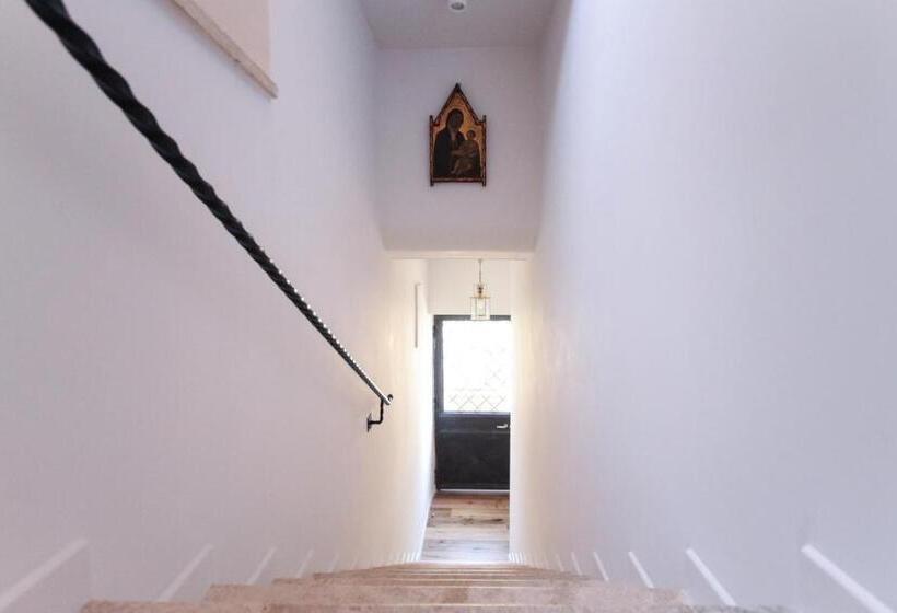 تختخواب و صبحانه Torre Sant Antonio