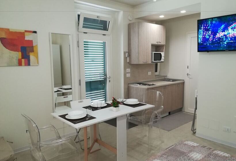 پانسیون Guest House B&b Via Marina