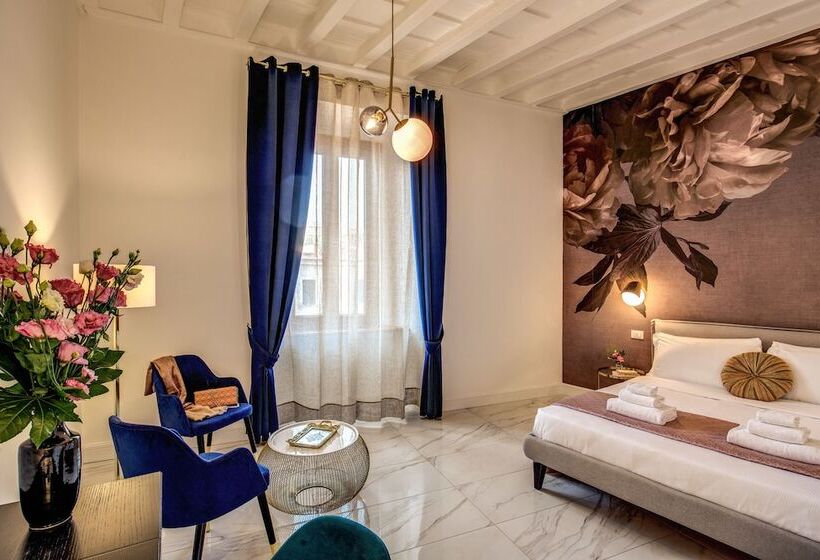 پانسیون Little Queen Pantheon