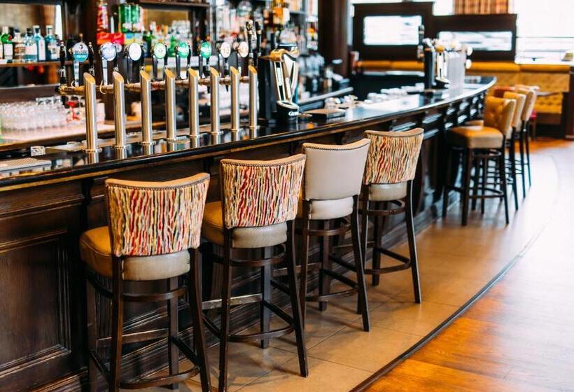 فندق Armagh City