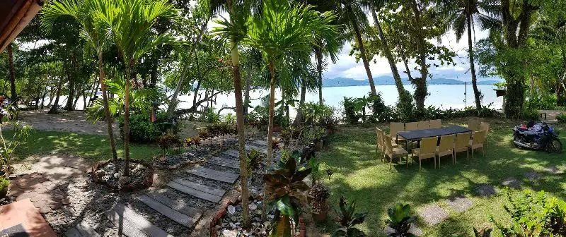 호텔 Baan Mai Beachfront Phuket Lone Island