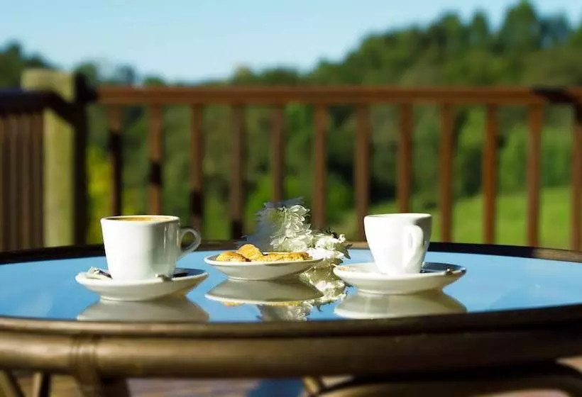 فندق Balneario Rio Pambre