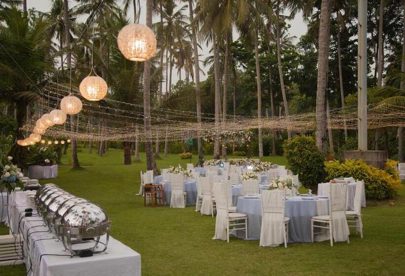 Otel Candi Beach Resort & Spa