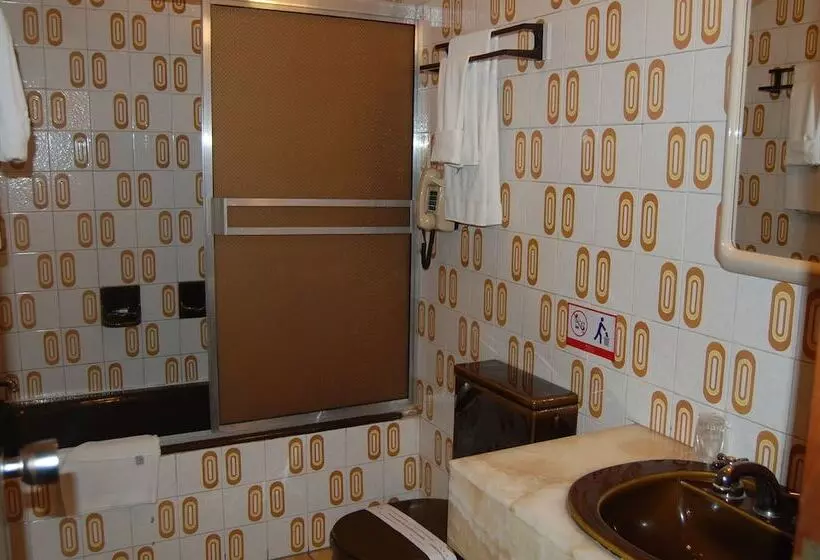 هتل Cesar S Plaza