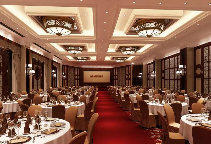 فندق Crown Plaza