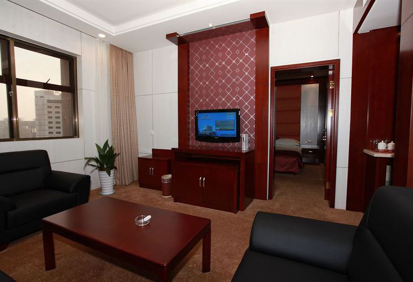 Отель Crown Plaza