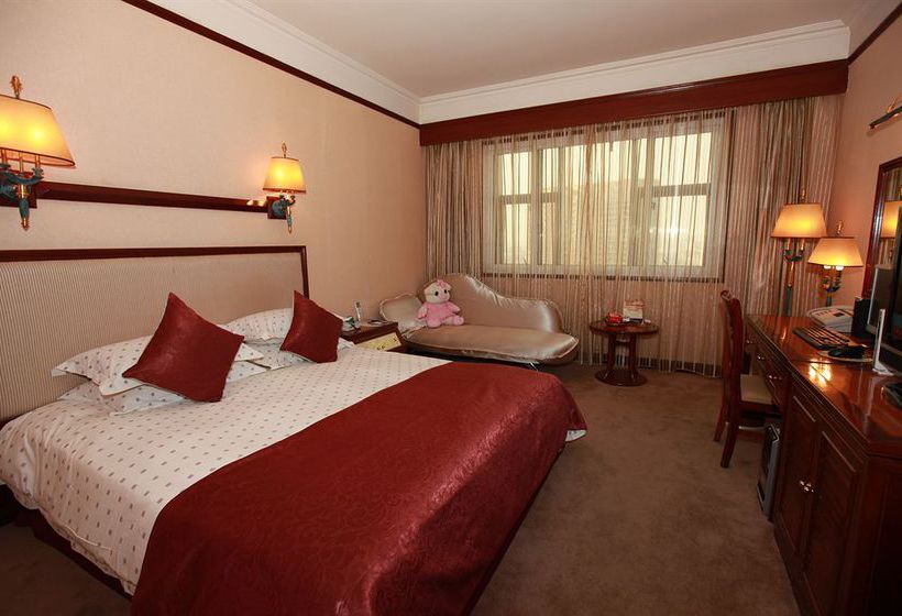 Отель Crown Plaza