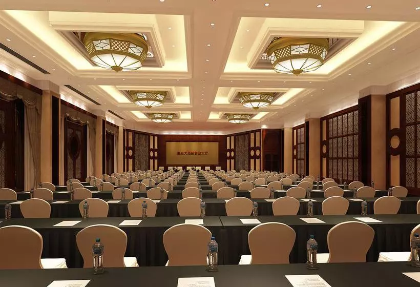 فندق Crown Plaza