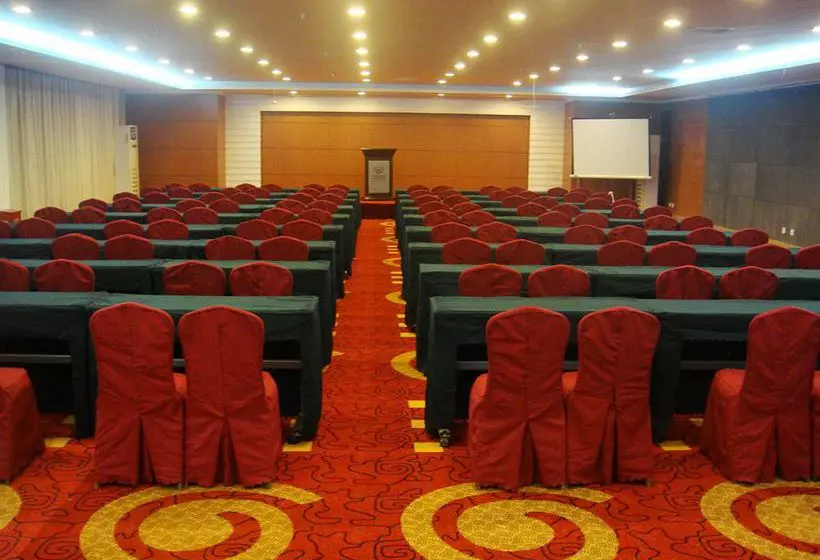 فندق Crown Plaza