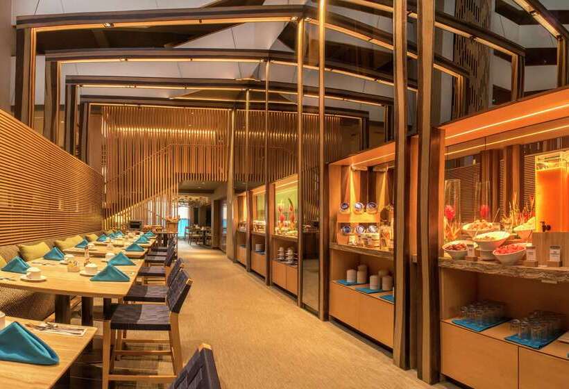 בית מלון כפרי Doubletree By Hilton Iquitos