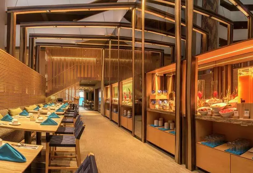 هتل Doubletree By Hilton Iquitos