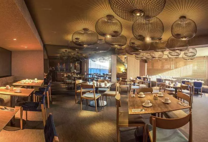 هتل Doubletree By Hilton Iquitos