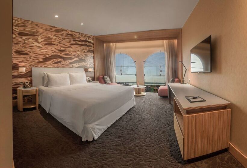 בית מלון כפרי Doubletree By Hilton Iquitos