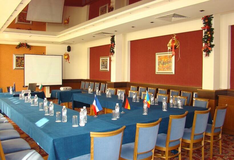 酒店 Forum Free Parking