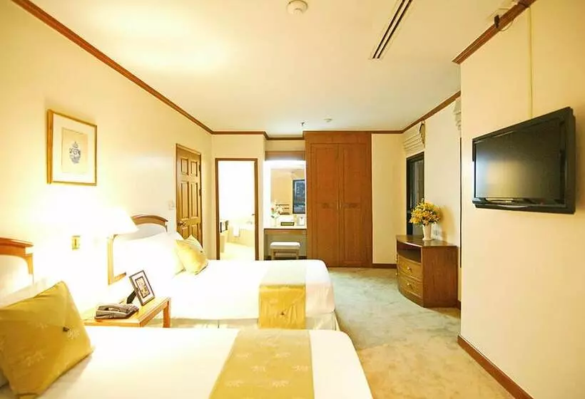 هتل Grand Diamond Suites