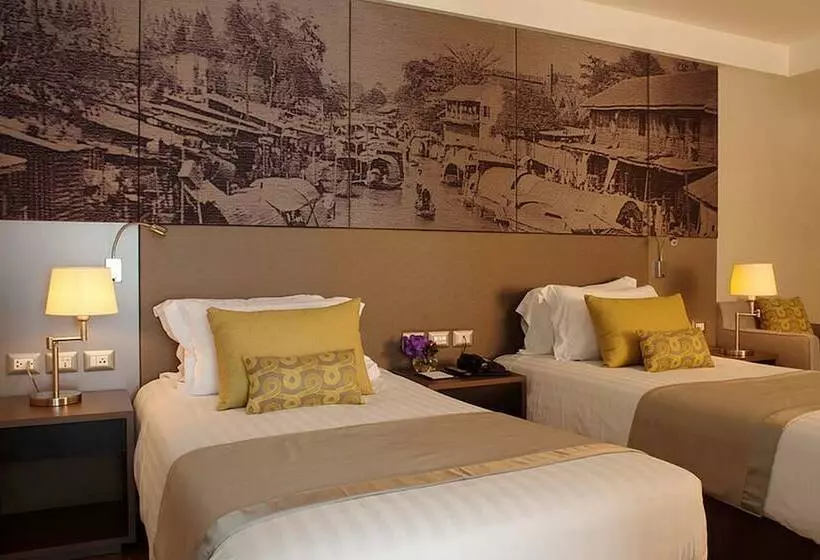 هتل Grand Diamond Suites