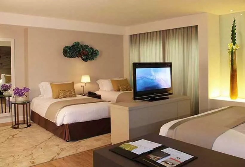 هتل Grand Diamond Suites