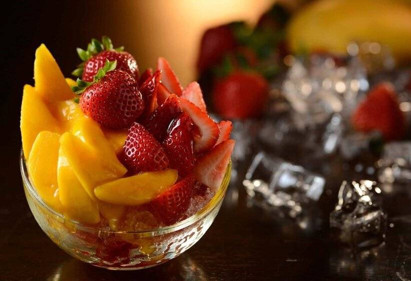 هتل Harbour Plaza Metropolis