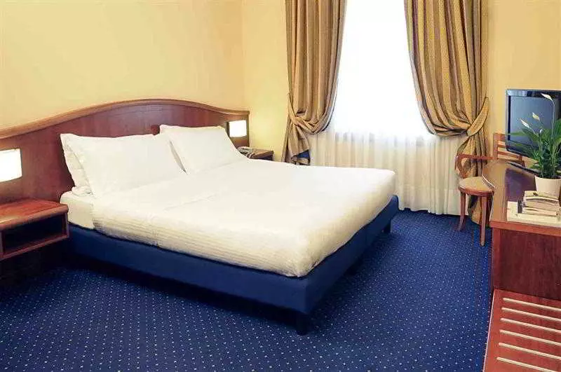 Szálloda Mercure Genova San Biagio