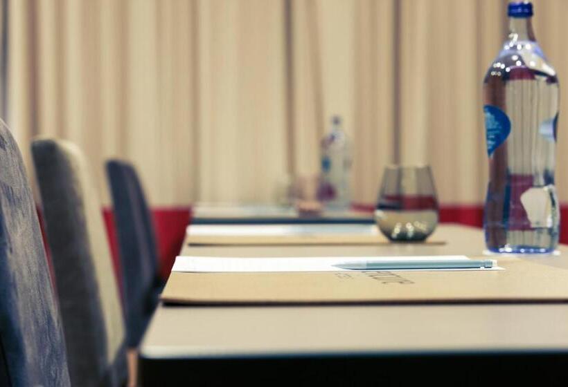 هتل Mercure Porto Gaia