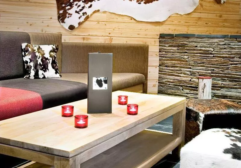 Отель Mercure Saintlary