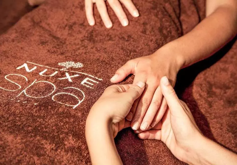 Отель Mercure Saintlary