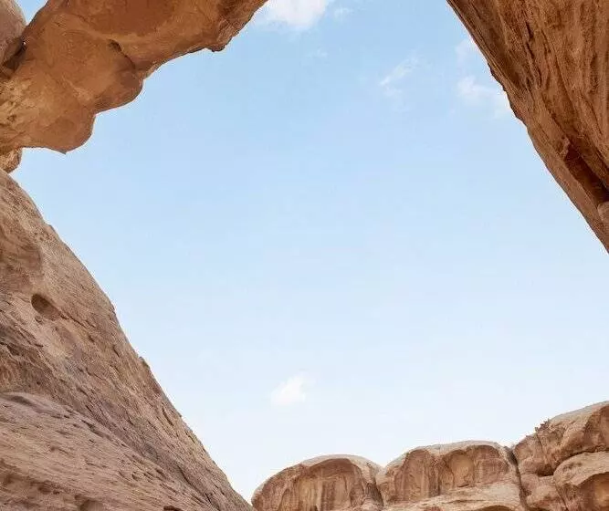 هتل Movenpick Resort & Residences Aqaba