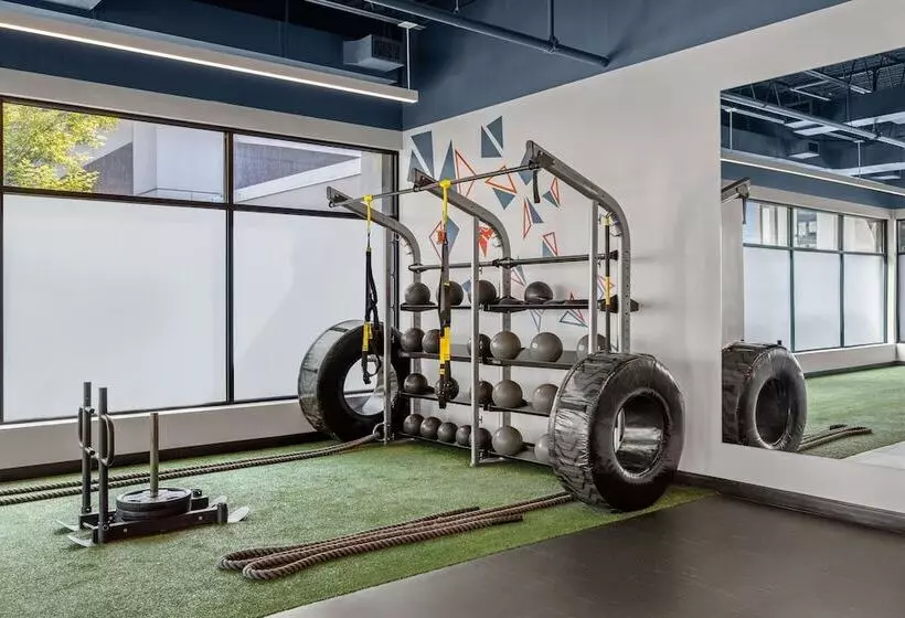 ホテル Renaissance Newark Airport