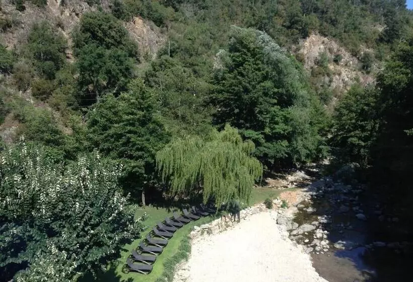 هتل Spa La Central Adults Only