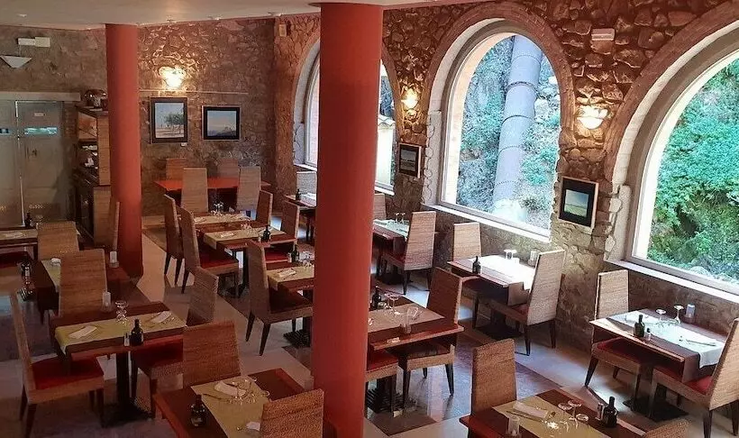 هتل Spa La Central Adults Only