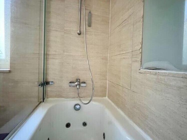 Hotell Spa La Central   Adults Only