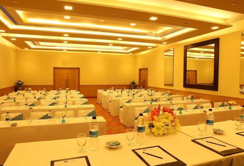 The Metropolitan Hotel & Spa New Delhi