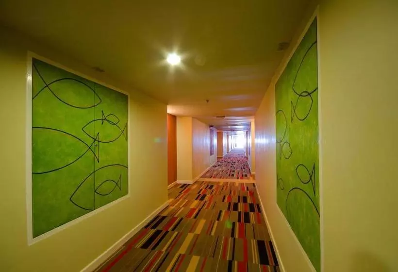 هتل Tongtara Riverview