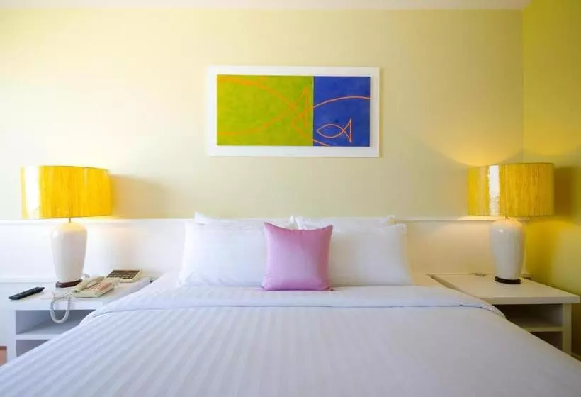 هتل Tongtara Riverview