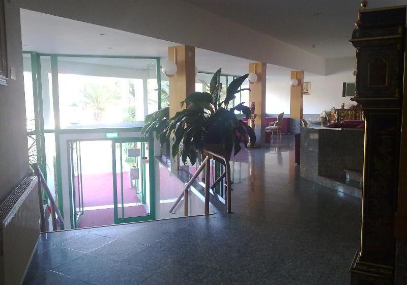 Otel Tropical Promises